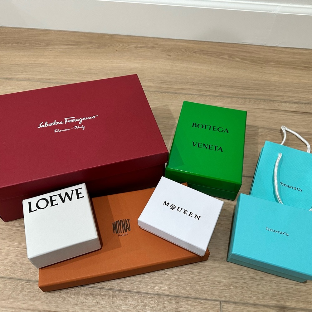 Gift bags Tiffany & Co. with others